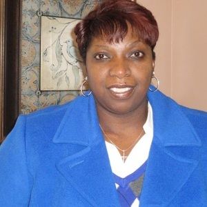 Meet your Posher, Ramona